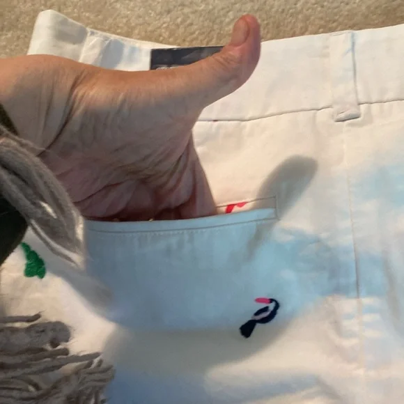 Crown & Ivy NWT 6 petite shorts - Picture 9 of 10